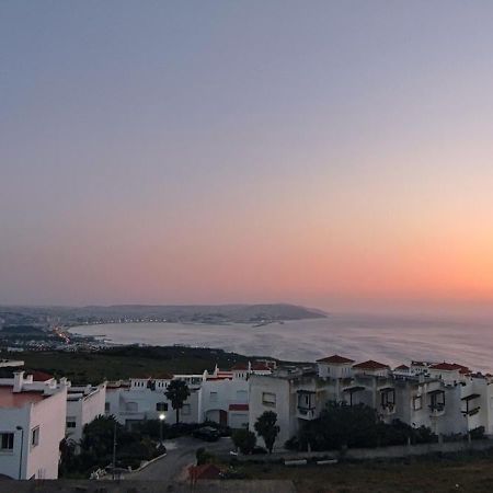 Magnifique Appartement De Standing A Tanger Avec Vue Sur Mer Et Acces Piscine Extérieur photo